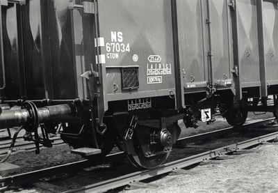 167944 Afbeelding van de opschriften op de open goederenwagen (kolenwagen) NS 67034 (type GTOW, serie 67001-69600) van ...